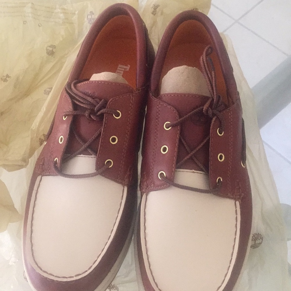 Timberlands - Picture 2 of 4